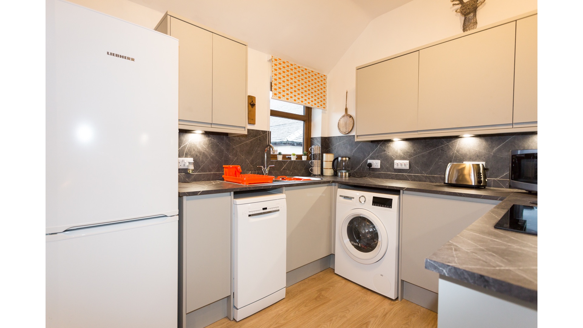 Pladda Cottage, Auchenhew, Kildonan