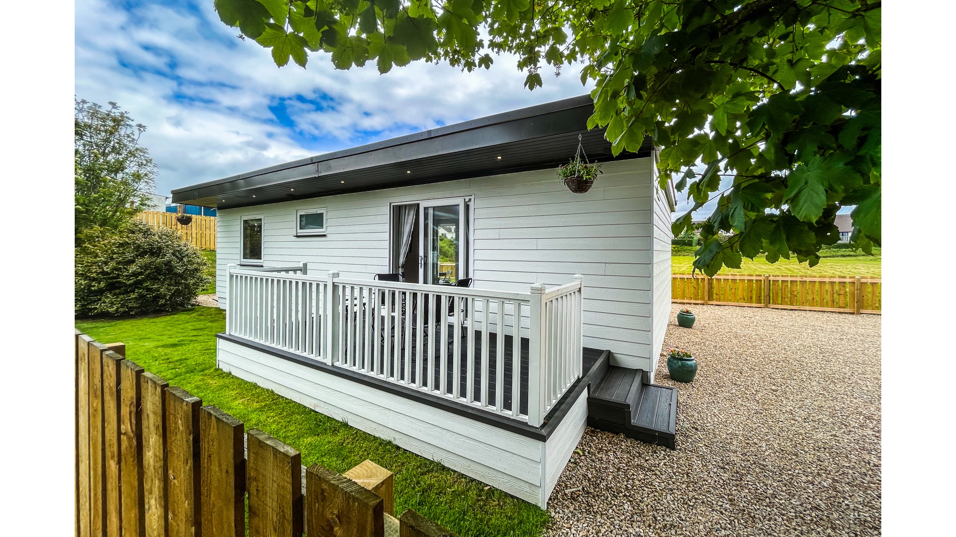 Lois's Lodge, Blackwaterfoot Cottages On Arran