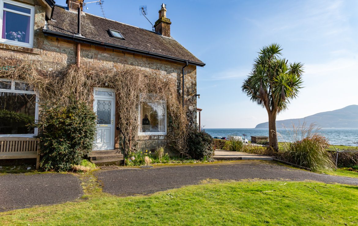 Millhill Front, Lamlash Cottages On Arran