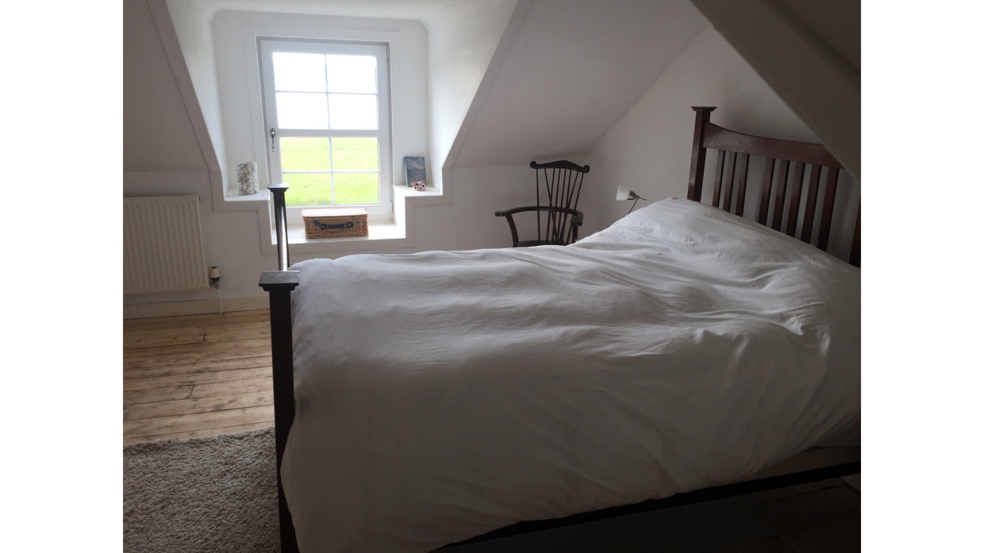 DoubleBedroom Whitefarland Cottage, Pirnmill