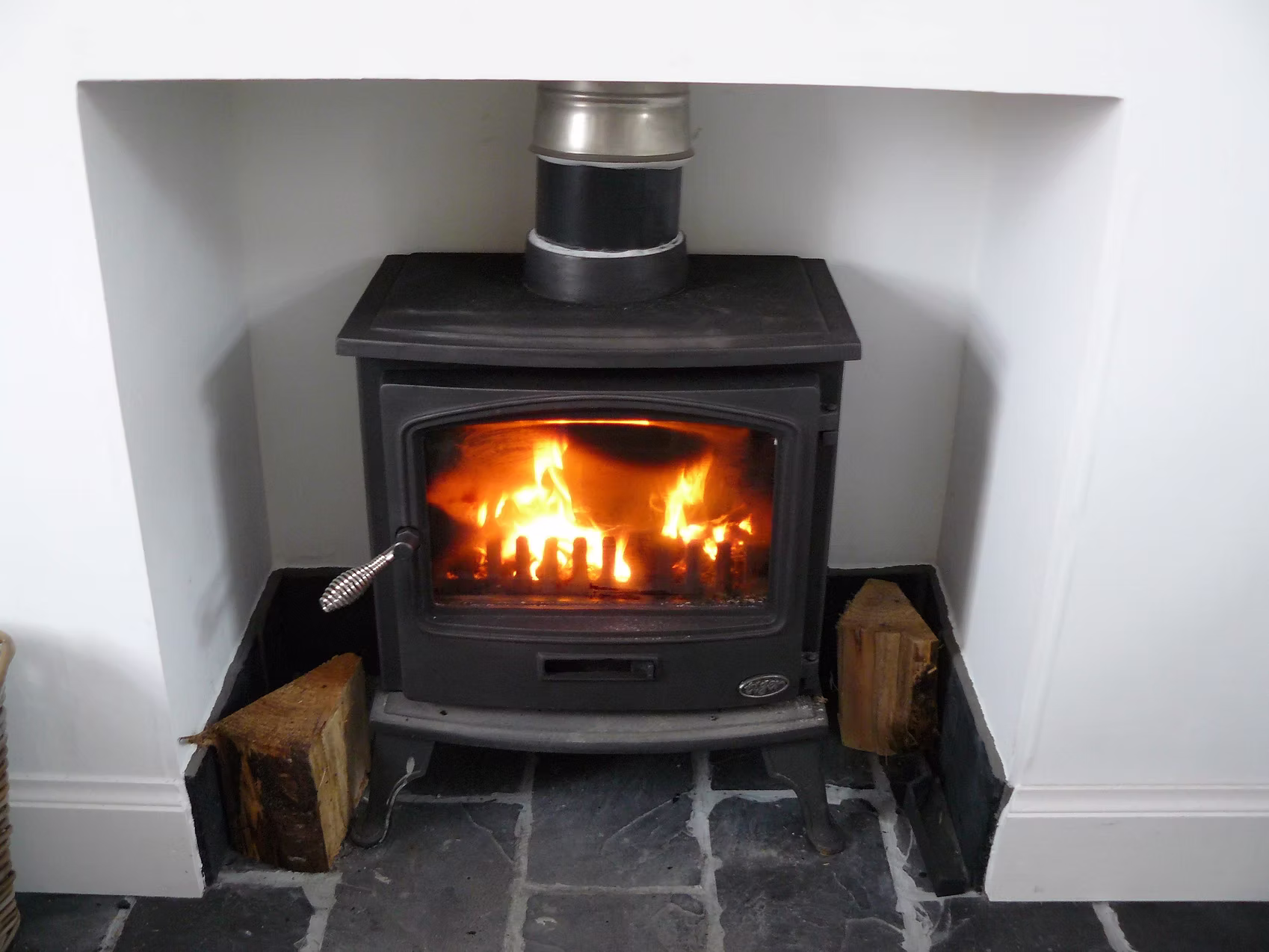 Wood Burner Lochdean Cottage, Lochranza
